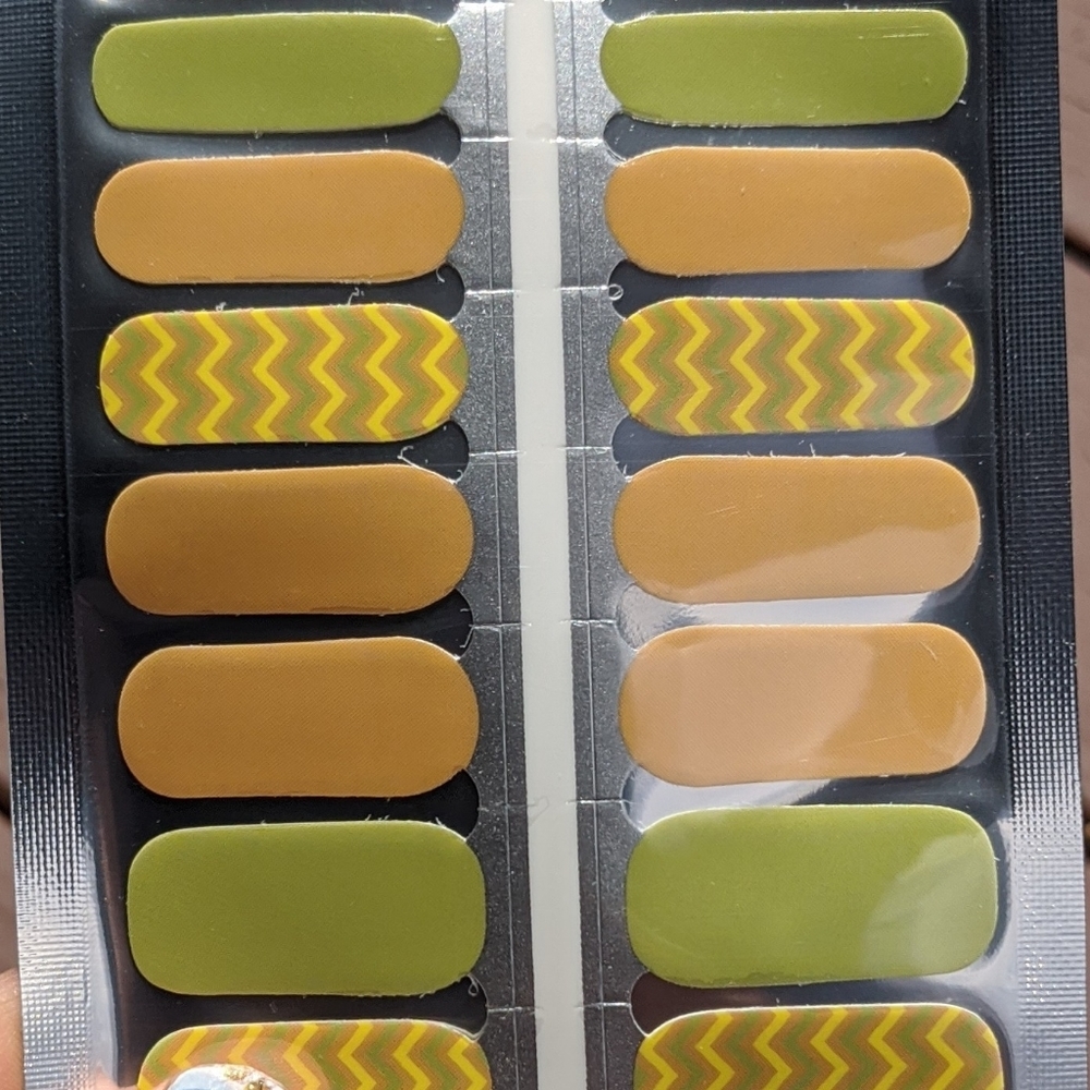 5 for $15 Nail Wrap - Apricot & Fern